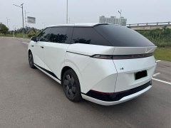 Xpeng X9 Pure Electric 650 Long Range Max - ფოტო 6