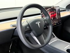 Tesla Model Y Rear-Wheel Drive - ფოტო 15