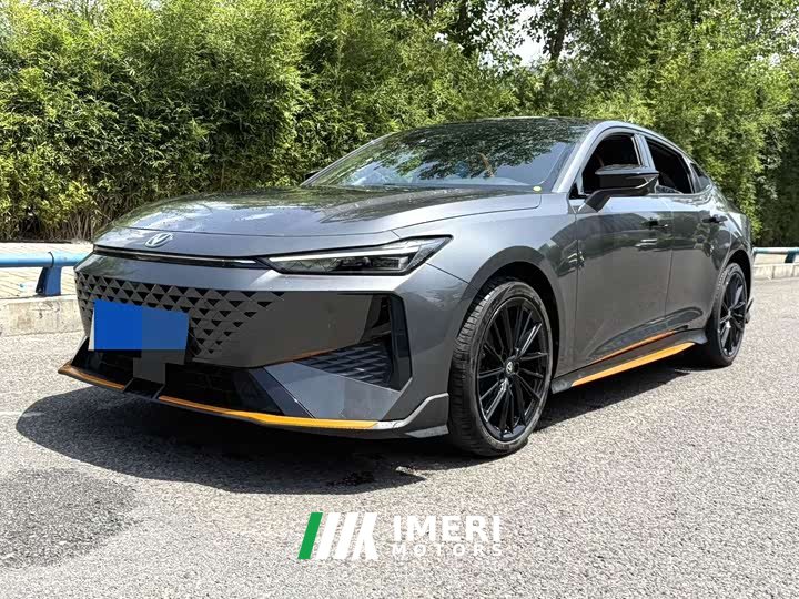 Changan UNI-V 1.5T Premium Sport - ავტომობილი ჩინეთიდან