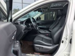 Toyota Veza 2.0L CVT FWD Luxury - ფოტო 10
