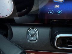 Mercedes-Benz Vito 2024 2.0T Business Edition 7-Seater - ფოტო 19