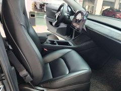 Tesla Model 3 Performance All-Wheel Drive - ფოტო 11