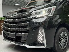 Toyota HIACE 3.5L Automatic - ფოტო 3