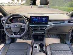 Ford Focus Hatchback EcoBoost 180 Automatic ST Line - ფოტო 5