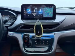 Buick GL8 Land Executive Cabin 652T Luxury - ფოტო 12
