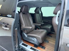 Buick GL8 Land Executive Cabin 652T Luxury - ფოტო 9