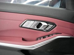 BMW 3 Series Facelift 325i M Sport Package - ფოტო 11