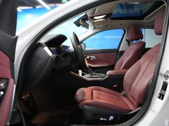 BMW 3 Series Facelift 325i M Sport Package - ფოტო 4