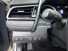 Toyota Camry 2.0G Luxury Edition - ფოტო 14