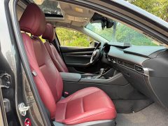 Mazda3 Axela 2022 2.0L Automatic Elegant Black Obsidian Edition - ფოტო 10