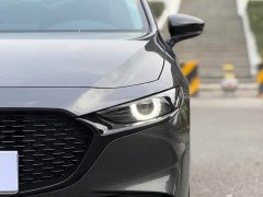 Mazda3 Axela 2022 2.0L Automatic Elegant Black Obsidian Edition - ფოტო 4
