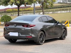 Mazda3 Axela 2022 2.0L Automatic Elegant Black Obsidian Edition - ფოტო 5