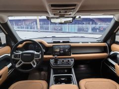 Land Rover Defender 110 3.0T P400 Dark Edition - ფოტო 3