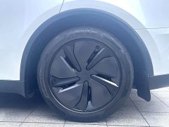 Tesla Model Y Long Range All-Wheel Drive - ფოტო 13
