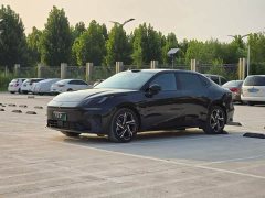 Lynk & Co Geely Lynk & Co 07 EM-P 126 Extended Range Ultra - ფოტო 1