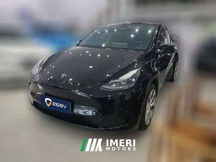 Tesla Model Y Facelift Rear-Wheel Drive
