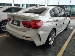 BMW 1 Series 120i M Sport Night Edition - ფოტო 13