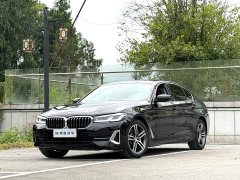 BMW 5 Series 530Li Leading Edition Luxury Package - ფოტო 1