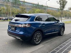 Lincoln Explorer (Imported) 2020 2.0T AWD Elite - ფოტო 4