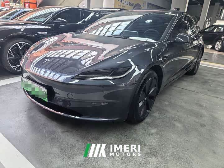 Tesla Model 3 Rear-Wheel Drive