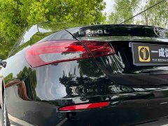 Mercedes-Benz E-Class E 260 L - ფოტო 10