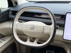 NIO ES8 Six-Seat Executive Luxury Edition - ფოტო 16