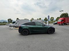 Tesla Model Y Standard Range RWD - ფოტო 13