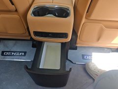 Denza BYD Denza D9 DM-i 1050 Premium - ფოტო 12