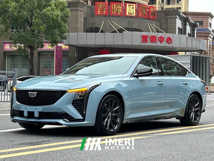 Cadillac CT5 28T Track Performance Edition with Peak Track Package