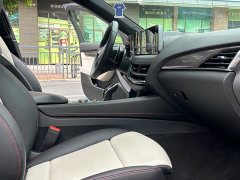 Cadillac CT5 28T Track Performance Edition with Peak Track Package - ფოტო 11