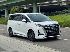 Denza D9 2022 DM-i 970 AWD Flagship - ფოტო 3