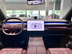 NIO ES8 2026 Six-Seat Executive Luxury Edition - ფოტო 18