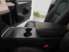 Tesla Model Y Rear-Wheel Drive - ფოტო 15