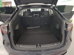 Tesla Model Y Rear-Wheel Drive - ფოტო 8