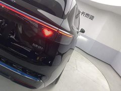AITO M8 Extended Range Ultra 53.4kWh 6-Seater with 192-Channel LiDAR - ფოტო 10