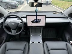 Tesla Model Y Rear-Wheel Drive - ფოტო 9