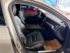 Volvo S60 B4 Smart Luxury Edition - ფოტო 11