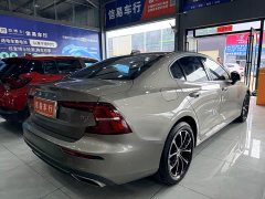 Volvo S60 B4 Smart Luxury Edition - ფოტო 6