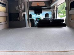 SAIC Maxus V90 2021 2.0T Traveler Self-Propelled Class B Motorhome Luxury Transverse Bed - ფოტო 9