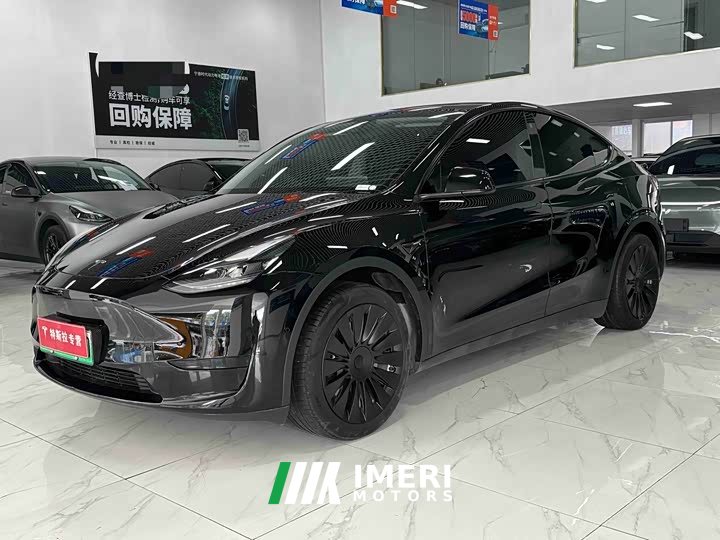Tesla Model Y Facelift Rear-Wheel Drive