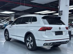 Volkswagen Tiguan L 2023 330TSI Automatic FWD R-Line Comfort Edition - ფოტო 20