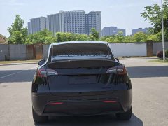 Tesla Model Y Rear-Wheel Drive - ფოტო 5