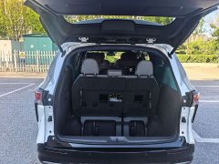 Toyota Sienna 2021 2.5L Hybrid Luxury - ფოტო 10