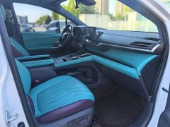 Toyota Sienna 2021 2.5L Hybrid Luxury - ფოტო 8