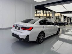 BMW 3 Series 325Li M Sport Package - ფოტო 13
