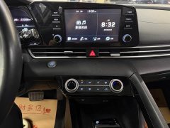 Hyundai Elantra 1.5L CVT GLX Elite - ფოტო 13