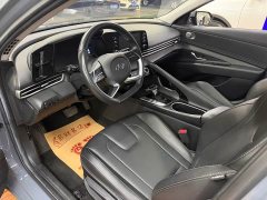 Hyundai Elantra 1.5L CVT GLX Elite - ფოტო 6