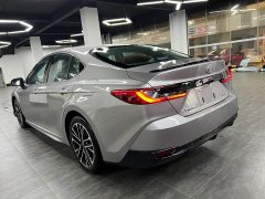 Toyota Camry 2.0S Sport Edition - ფოტო 10