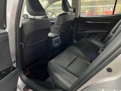 Toyota Camry 2.0S Sport Edition - ფოტო 5