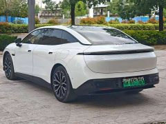 Zeekr Geely Zeekr 007 Four-Wheel Drive Smart Driving Edition 75kWh - ფოტო 8
